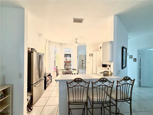 4316 Jacaranda PKWY W, Cape Coral, FL 33993