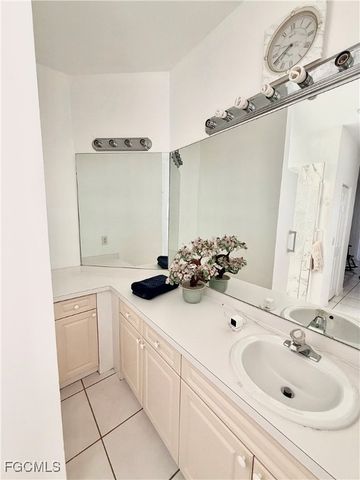 4316 Jacaranda PKWY W, Cape Coral, FL 33993