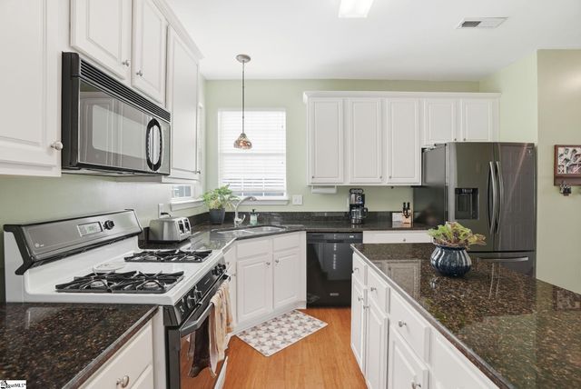 117 Summerwalk Place, Simpsonville, SC 29681