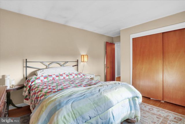 227 W NEVERSINK RD, Reading, PA 19606