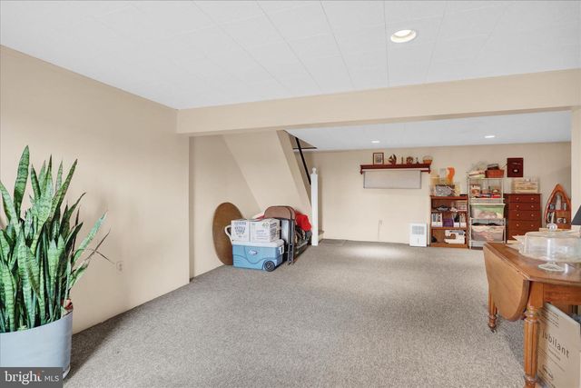 227 W NEVERSINK RD, Reading, PA 19606