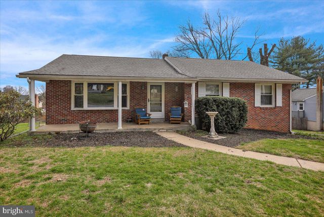 227 W NEVERSINK RD, Reading, PA 19606