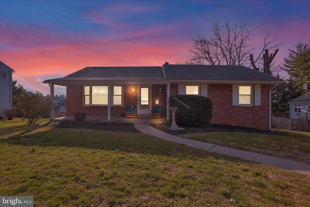 227 W NEVERSINK RD, Reading, PA 19606