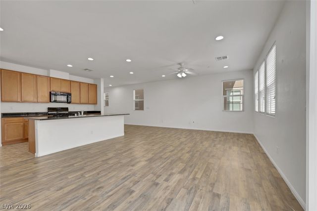 935 SPIRACLE Avenue 0, Henderson, NV 89002