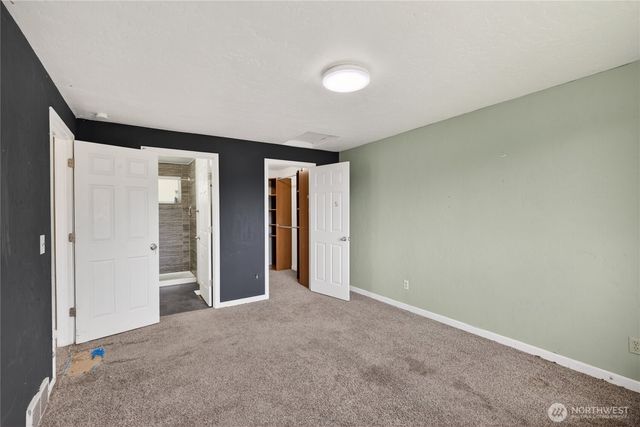 945 Walker Avenue, Oak Harbor, WA 98277