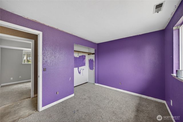 945 Walker Avenue, Oak Harbor, WA 98277