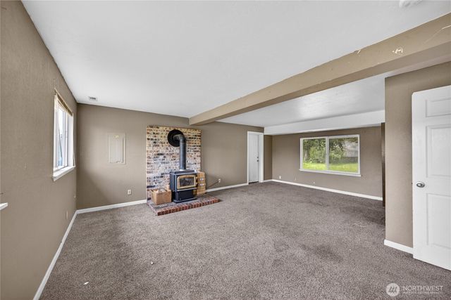 945 Walker Avenue, Oak Harbor, WA 98277