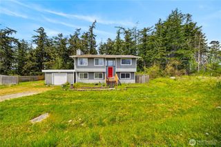 945 Walker Avenue, Oak Harbor, WA 98277