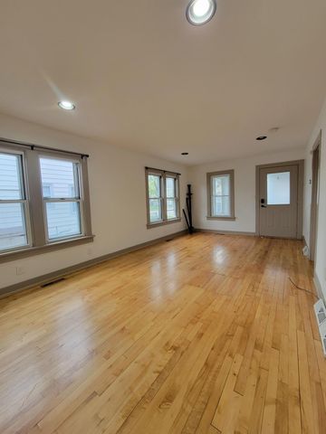 1312 3rd Street NE, Rochester, MN 55906