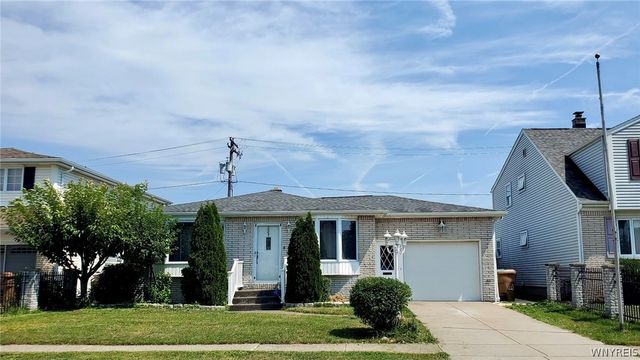 120 Nantucket Drive East, Cheektowaga, NY 14225