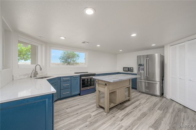 2041 Jo Ann Avenue, Bullhead City, AZ 86442