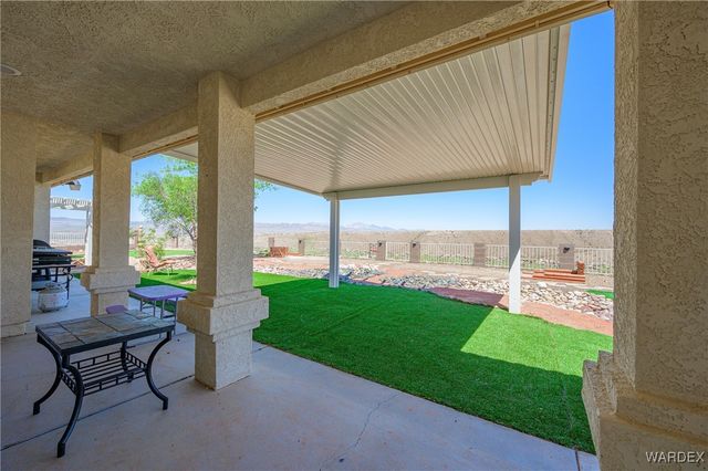 2041 Jo Ann Avenue, Bullhead City, AZ 86442