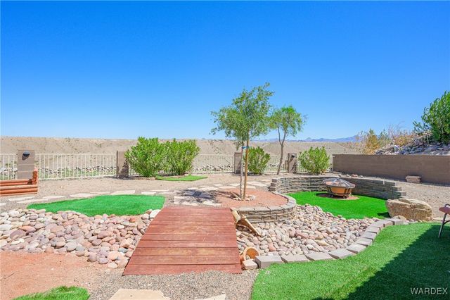 2041 Jo Ann Avenue, Bullhead City, AZ 86442