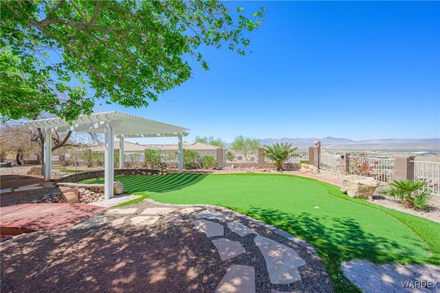 2041 Jo Ann Avenue, Bullhead City, AZ 86442