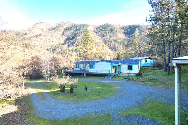 8060 Upper Applegate Road, Jacksonville, OR 97530