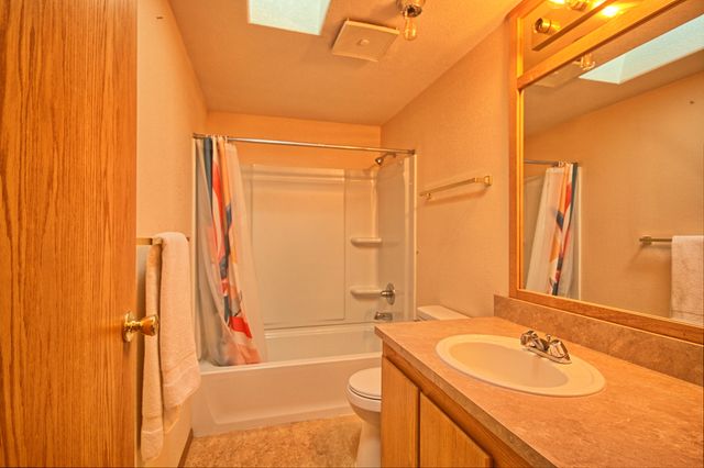 8060 Upper Applegate Road, Jacksonville, OR 97530