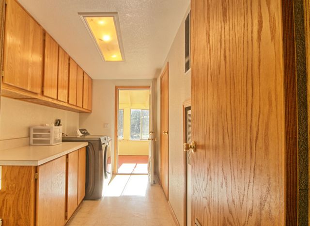 8060 Upper Applegate Road, Jacksonville, OR 97530