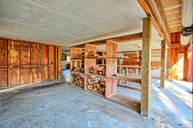 8060 Upper Applegate Road, Jacksonville, OR 97530