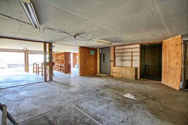 8060 Upper Applegate Road, Jacksonville, OR 97530