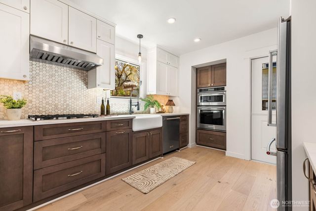 715 NE 60th Street, Seattle, WA 98115