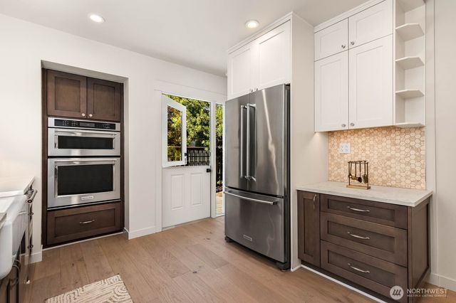 715 NE 60th Street, Seattle, WA 98115