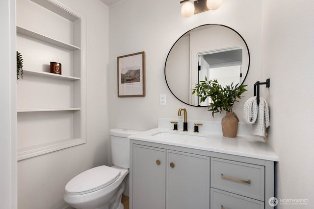 715 NE 60th Street, Seattle, WA 98115