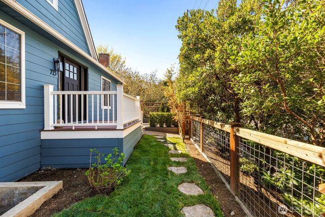 715 NE 60th Street, Seattle, WA 98115