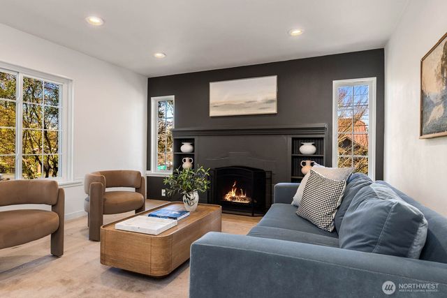 715 NE 60th Street, Seattle, WA 98115