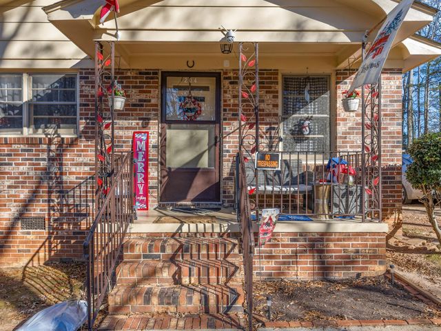 204 Martha Dendy Drive, Clinton, SC 29325