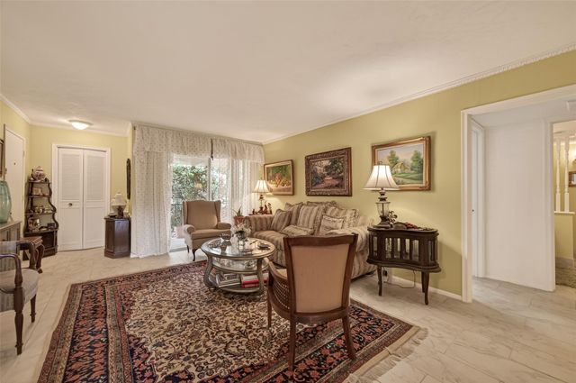 7600 Burgoyne Road 251, Houston, TX 77063