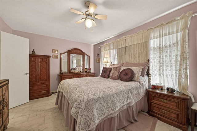 7600 Burgoyne Road 251, Houston, TX 77063