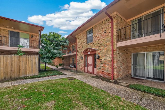 7600 Burgoyne Road 251, Houston, TX 77063