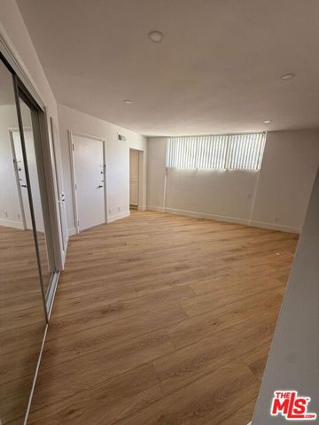 223 S Lasky Drive, Beverly Hills, CA 90212