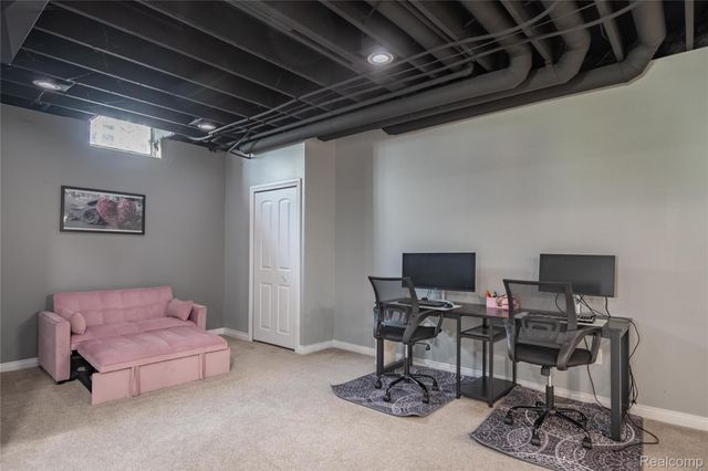 55712 Glenbrooke Drive, Shelby Charter Township, MI 48316