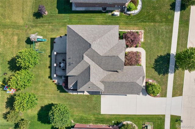 55712 Glenbrooke Drive, Shelby Charter Township, MI 48316