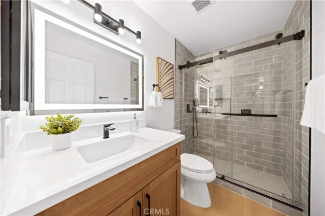 409 W Mountain View 6, La Habra, CA 90631