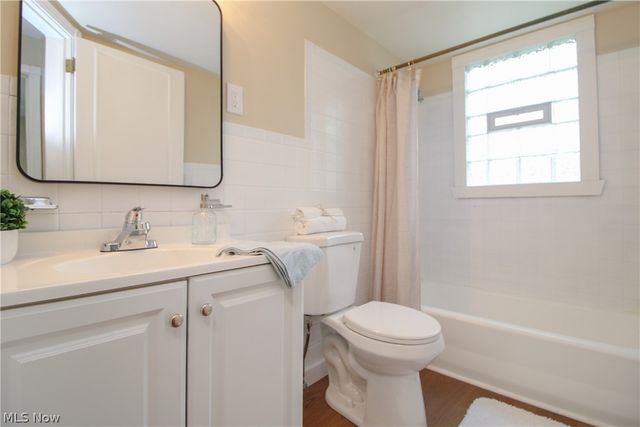 7854 Lee Run Road, Poland, OH 44514