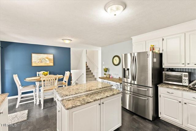 19272 Old Jonesboro Road, Abingdon, VA 24211