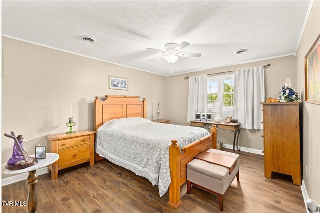 19272 Old Jonesboro Road, Abingdon, VA 24211
