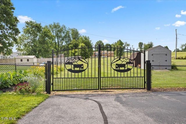 19272 Old Jonesboro Road, Abingdon, VA 24211