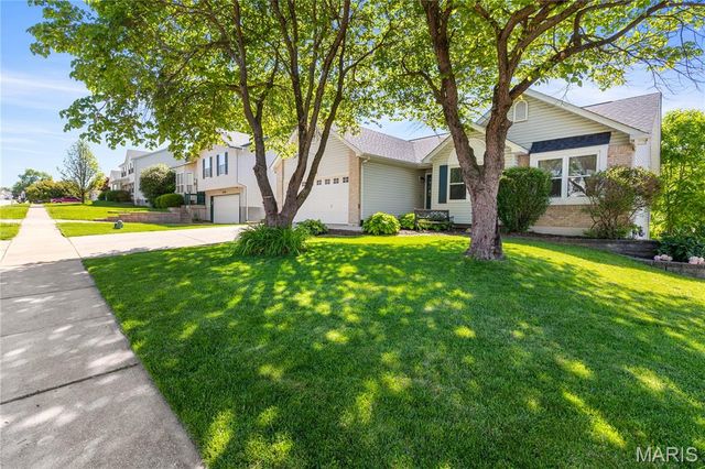 1284 Harvest Ridge Drive, St Charles, MO 63303