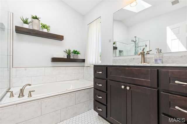 1284 Harvest Ridge Drive, St Charles, MO 63303