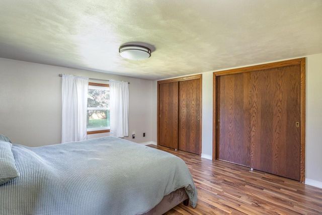 819 GIESE STREET, Hortonville, WI 54944