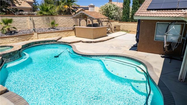 40053 Lloyds Court, Palmdale, CA 93551