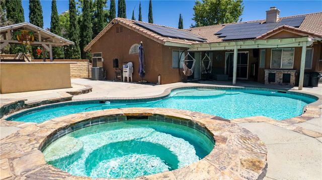 40053 Lloyds Court, Palmdale, CA 93551