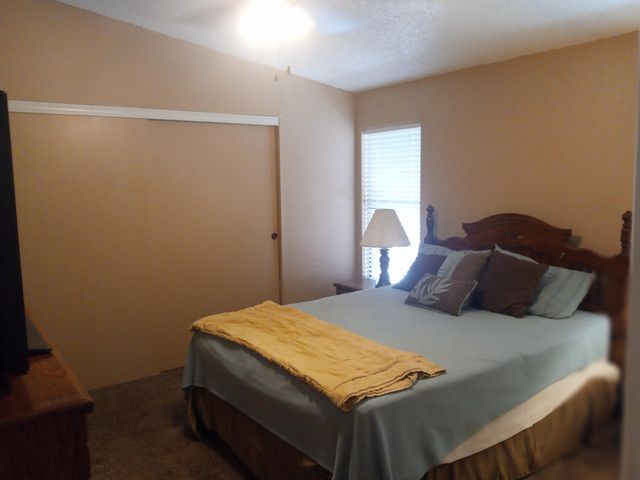 2459 N Oaks Street 10, Tulare, CA 93274