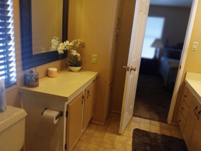 2459 N Oaks Street 10, Tulare, CA 93274