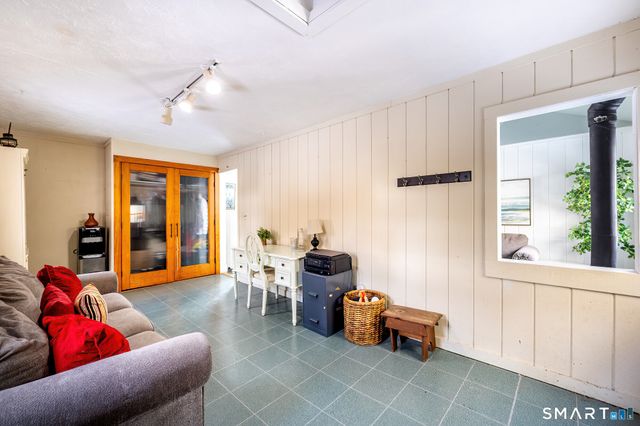 168 Tackora Trail, Ridgefield, CT 06877