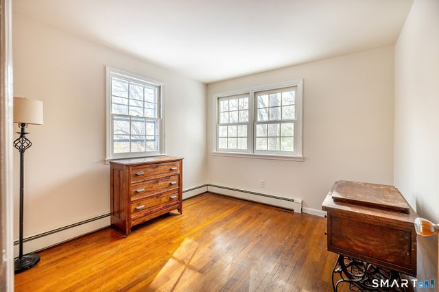 168 Tackora Trail, Ridgefield, CT 06877