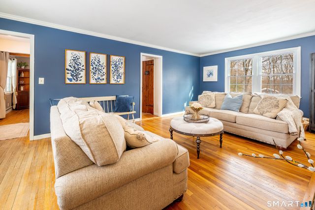 168 Tackora Trail, Ridgefield, CT 06877